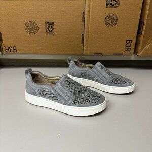 Vionic Kimmie Perf - grey - size 7
